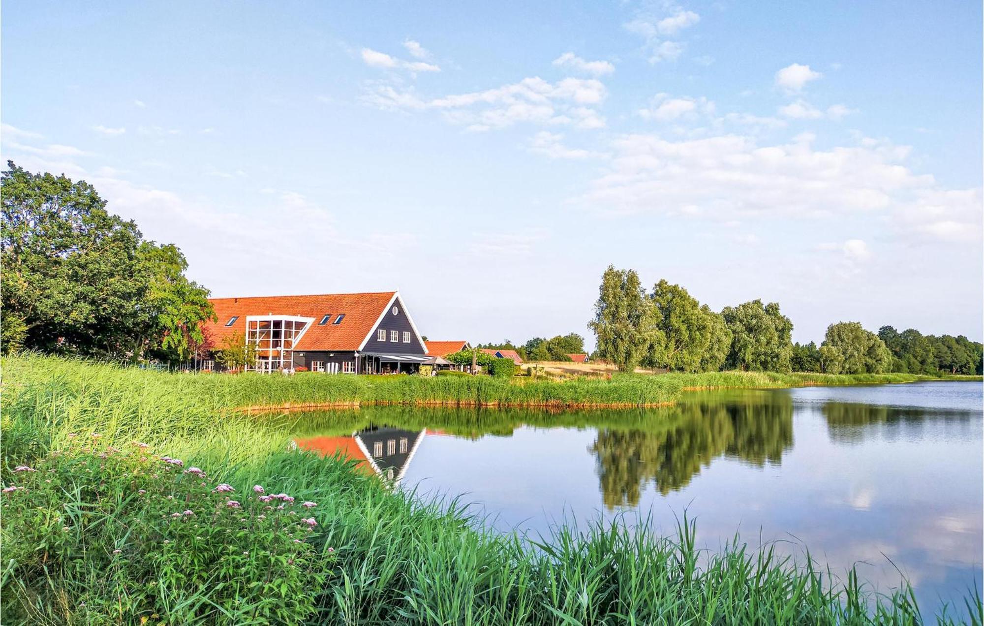 Gorgeous Home In Heinkenszand With House Sea View Екстер'єр фото